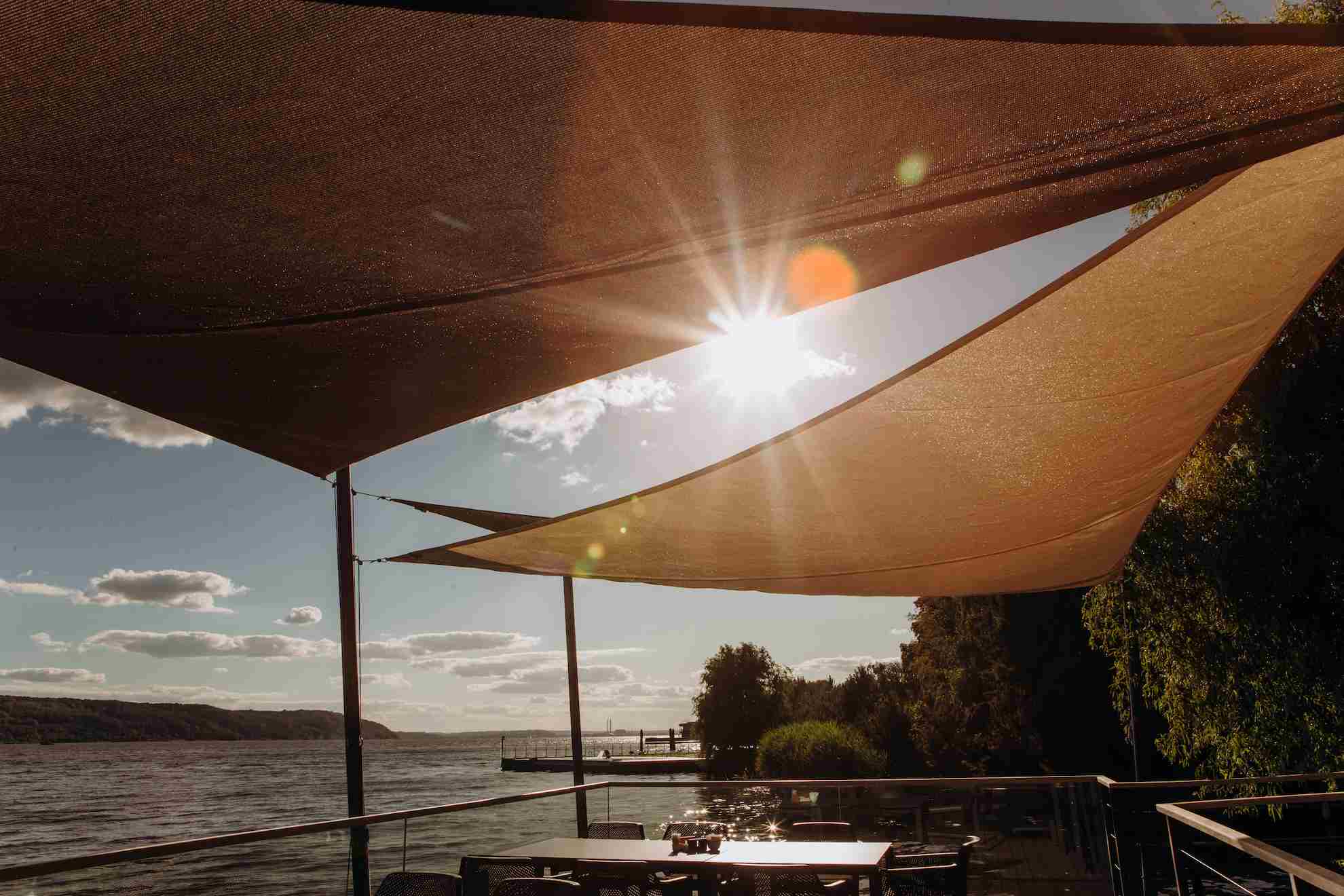 toldo retractil de playa